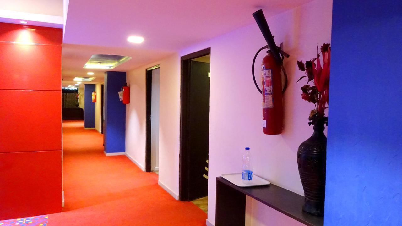 Hotel Blue Moon By Sky Ahmedabad